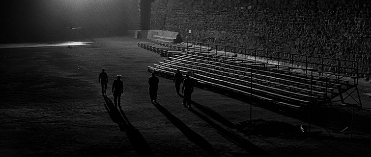 How to Frame a Long Shot Like a Master Cinematographer - Multiple Characters, In Cold Blood