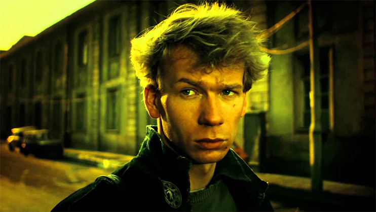 Cinematography Tip: Masks and Vignettes - A Short Film About Killing Cinematography Tip: Masks and Vignettes - A Short Film About Killing