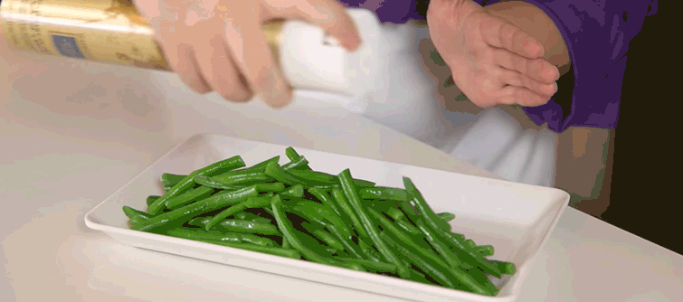 Food Styling Tips for Capturing the Ideal Holiday Meal: Spray the Green Beans