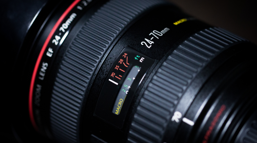 Understanding Zoom Lenses and How to Use Them Properly