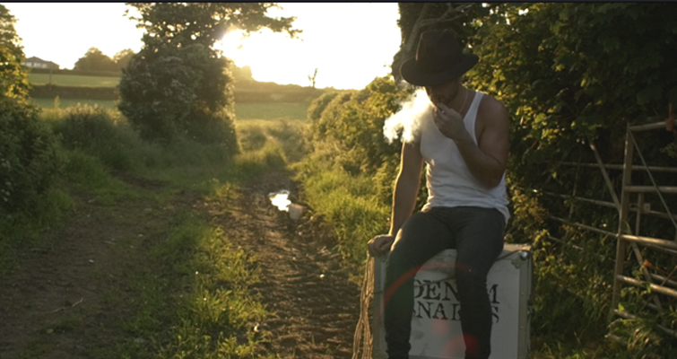 How to Create A Realistic Lens Flare In DaVinci Resolve — Current Shot