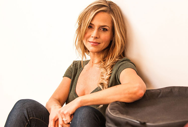 Interview: Julie Benz on Work Ethic, Challenging Roles, and Paying it Forward — Julie Benz