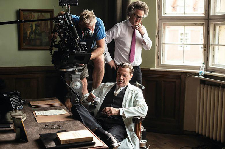 The Cameras and Lenses Behind 2019’s Oscar-Nominated Films — Never Look Away
