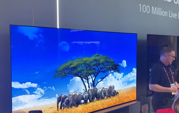 What Film Technologies Will Define the Next Decade? — High Fidelity TV Screen What Film Technologies Will Define the Next Decade? — High Fidelity TV Screen