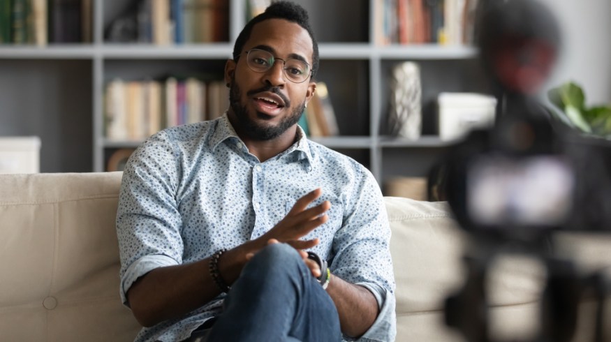 Five of the Best and Most Affordable Cameras for Vlogging