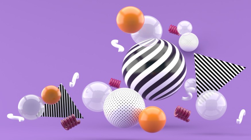 Кеуделерінен ілулі тұрған әйелдер видеосы