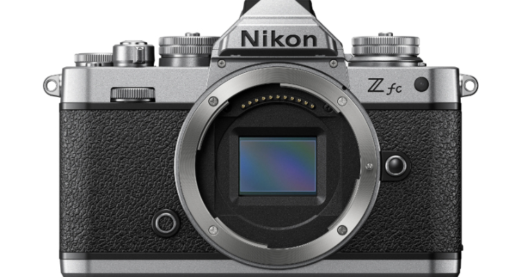 Image of the Nikon Z fc mirrorless camera
