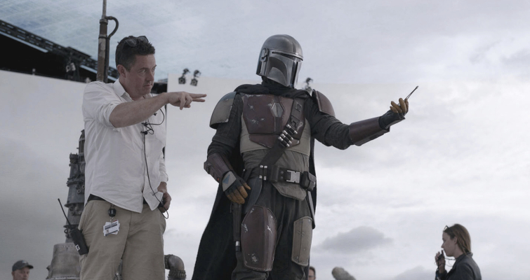 Greig Fraser instructing a scene in The Mandalorian