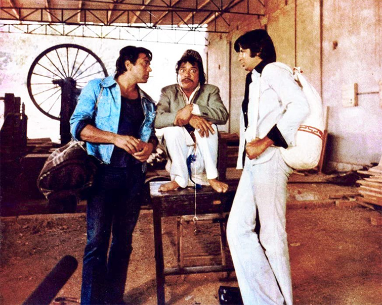 Sholay (1975)