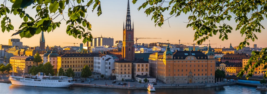 Add flare to your holiday footage with May's royalty free music