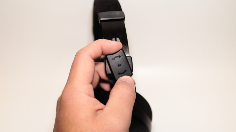 NTH-100's rotating arm for earcup adjustment